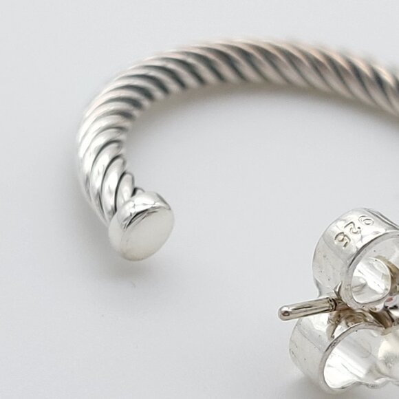 DAVID YURMAN Sterling Silver Classic Cable Hoop Earrings 1 inch with Pouch - Picture 9 of 9